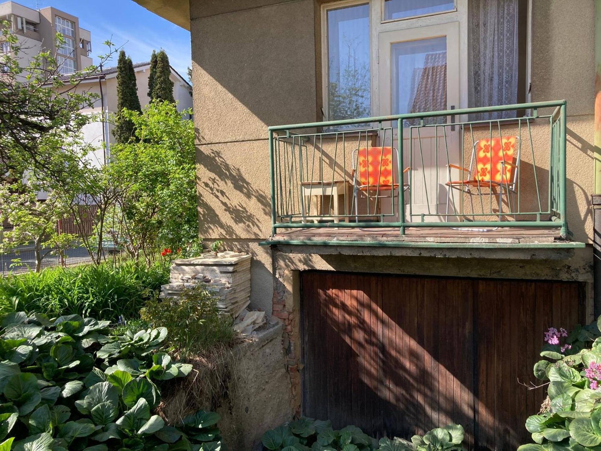 Spacious Apartment - Free Parking! プラハ エクステリア 写真